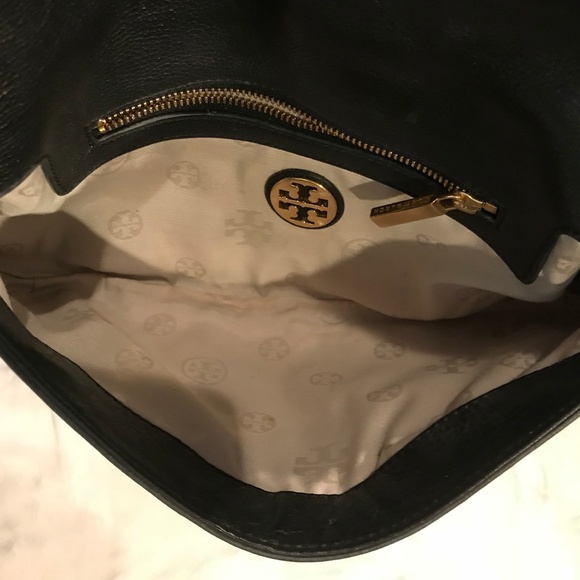 Tory Burch Black Amanda Logo Crossbody Purse - Picture 3 of 5